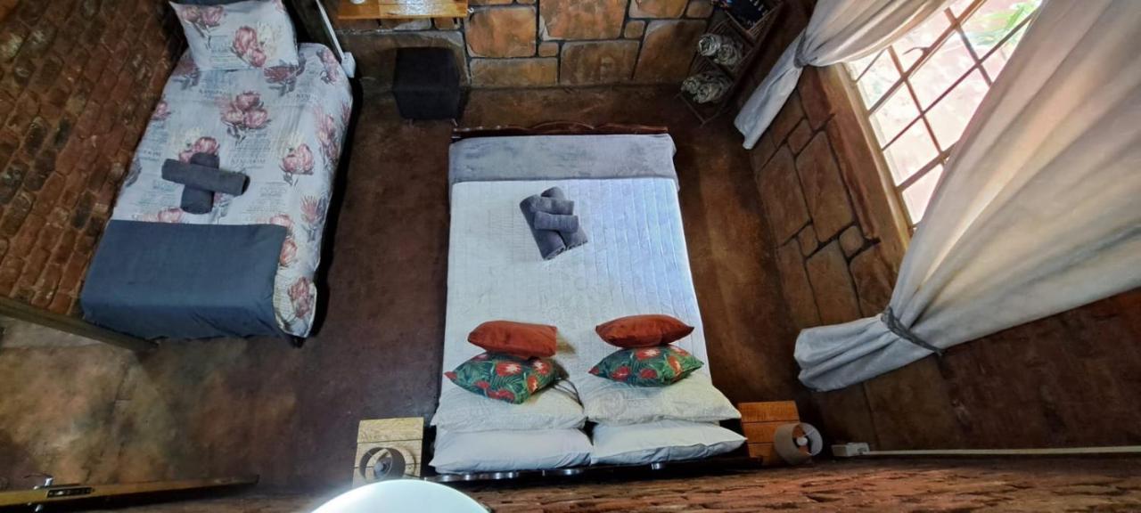 5 Sleeper Bushcamp Chalet Hartbeespoort Exterior photo