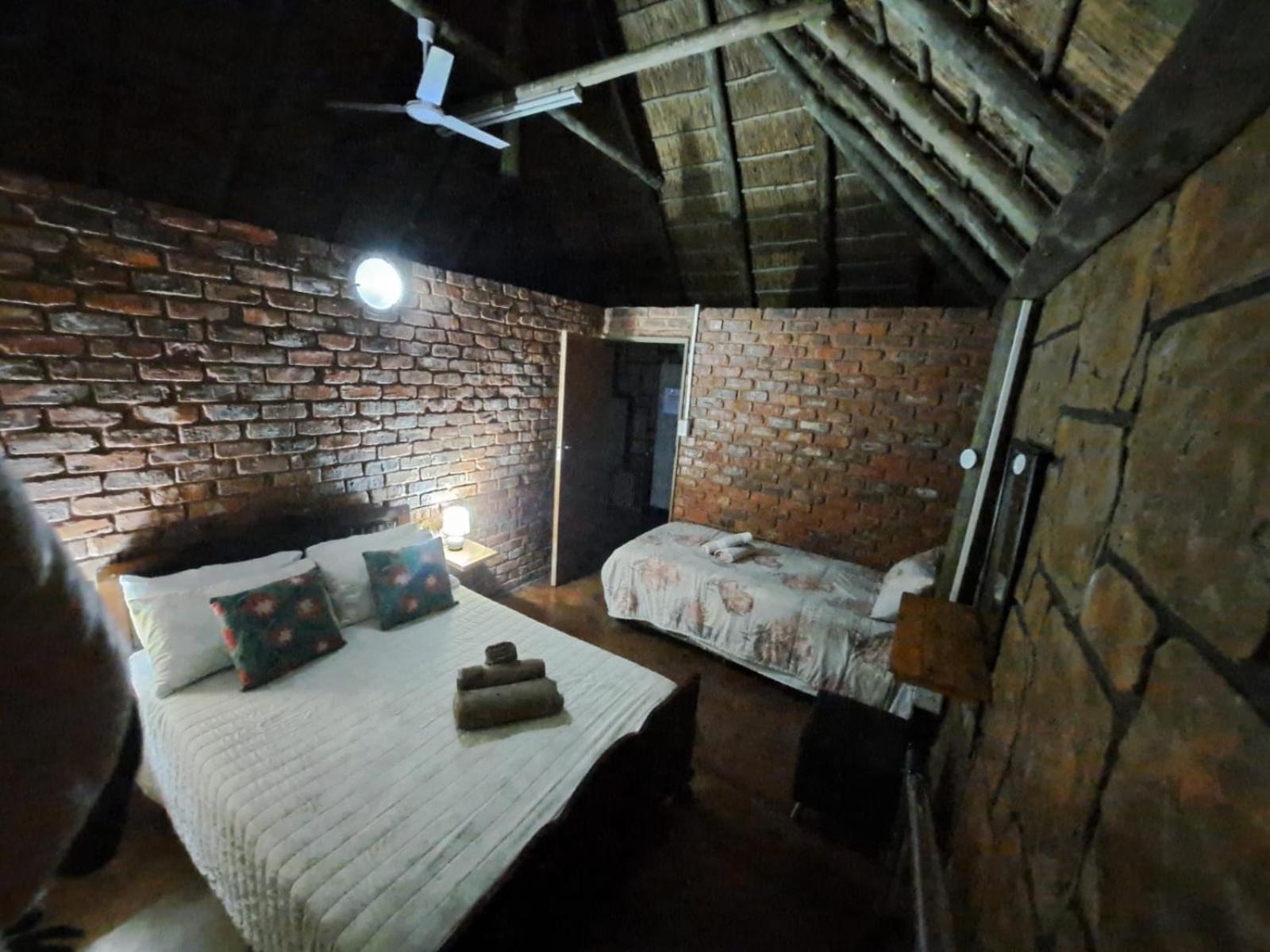 5 Sleeper Bushcamp Chalet Hartbeespoort Exterior photo